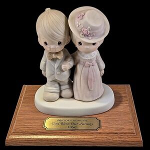 Vintage Precious Moments "GOD BLESS Our Family" Figurine  1986 No. 100501 No Box